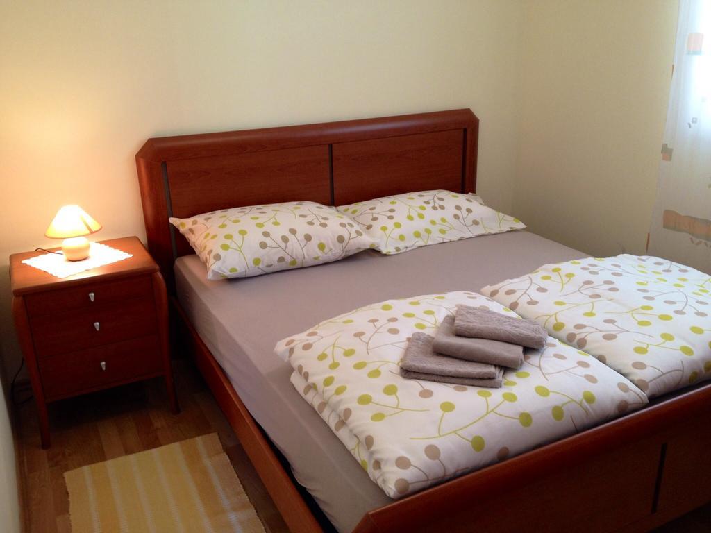 Apartments Rukavina Rogoznica  Quarto foto