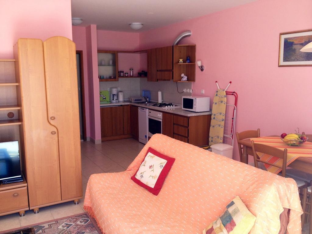 Apartments Rukavina Rogoznica  Quarto foto
